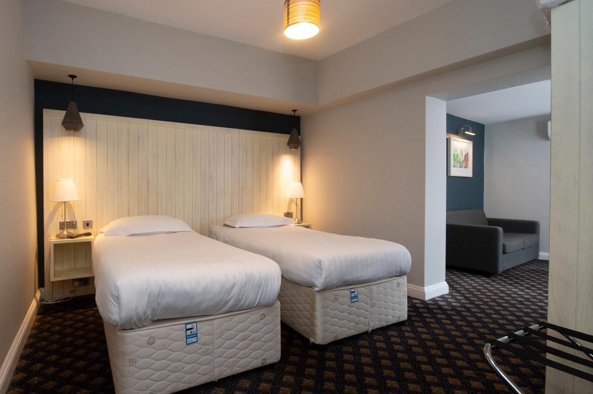 The King'S Head Hotel Wetherspoon بسلس المظهر الخارجي الصورة