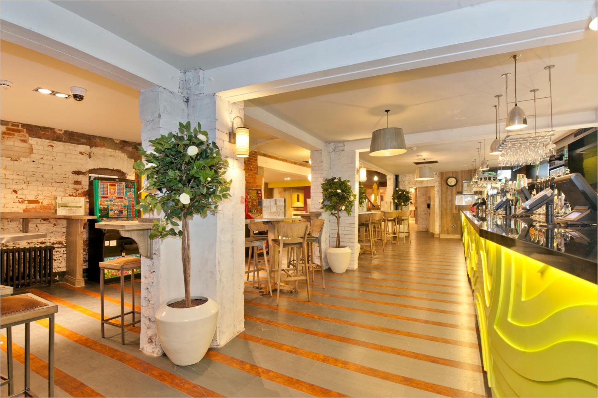 The King'S Head Hotel Wetherspoon بسلس المظهر الخارجي الصورة