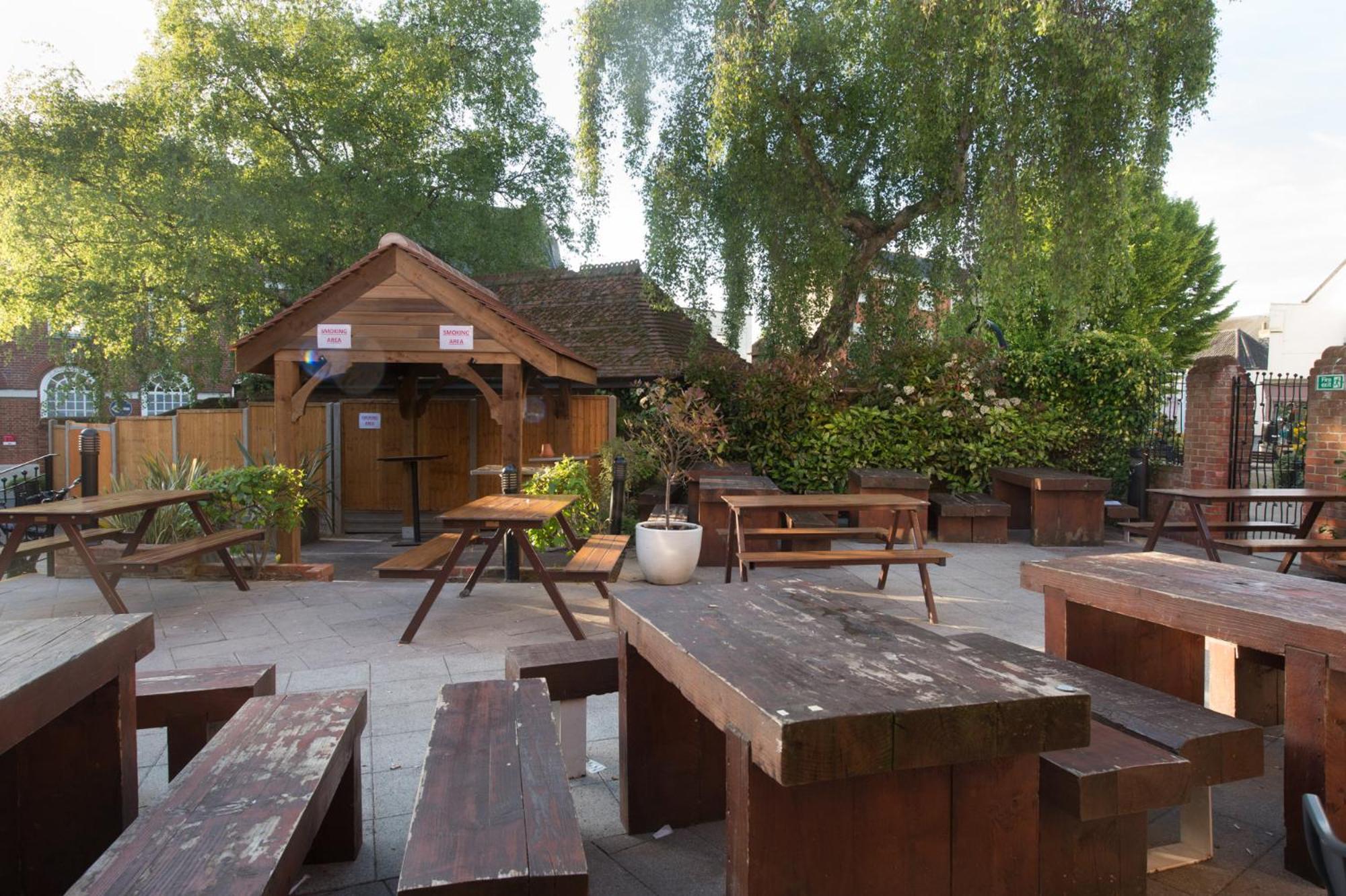 The King'S Head Hotel Wetherspoon بسلس المظهر الخارجي الصورة