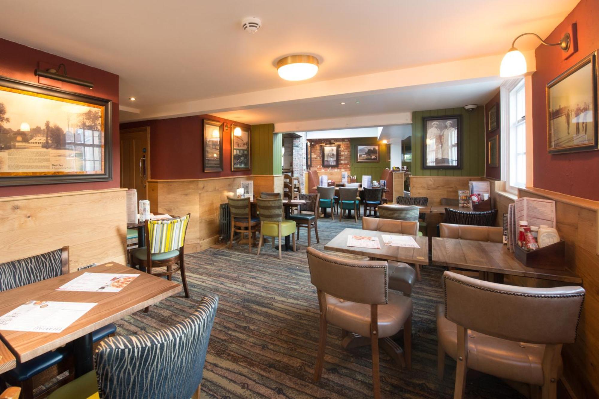 The King'S Head Hotel Wetherspoon بسلس المظهر الخارجي الصورة