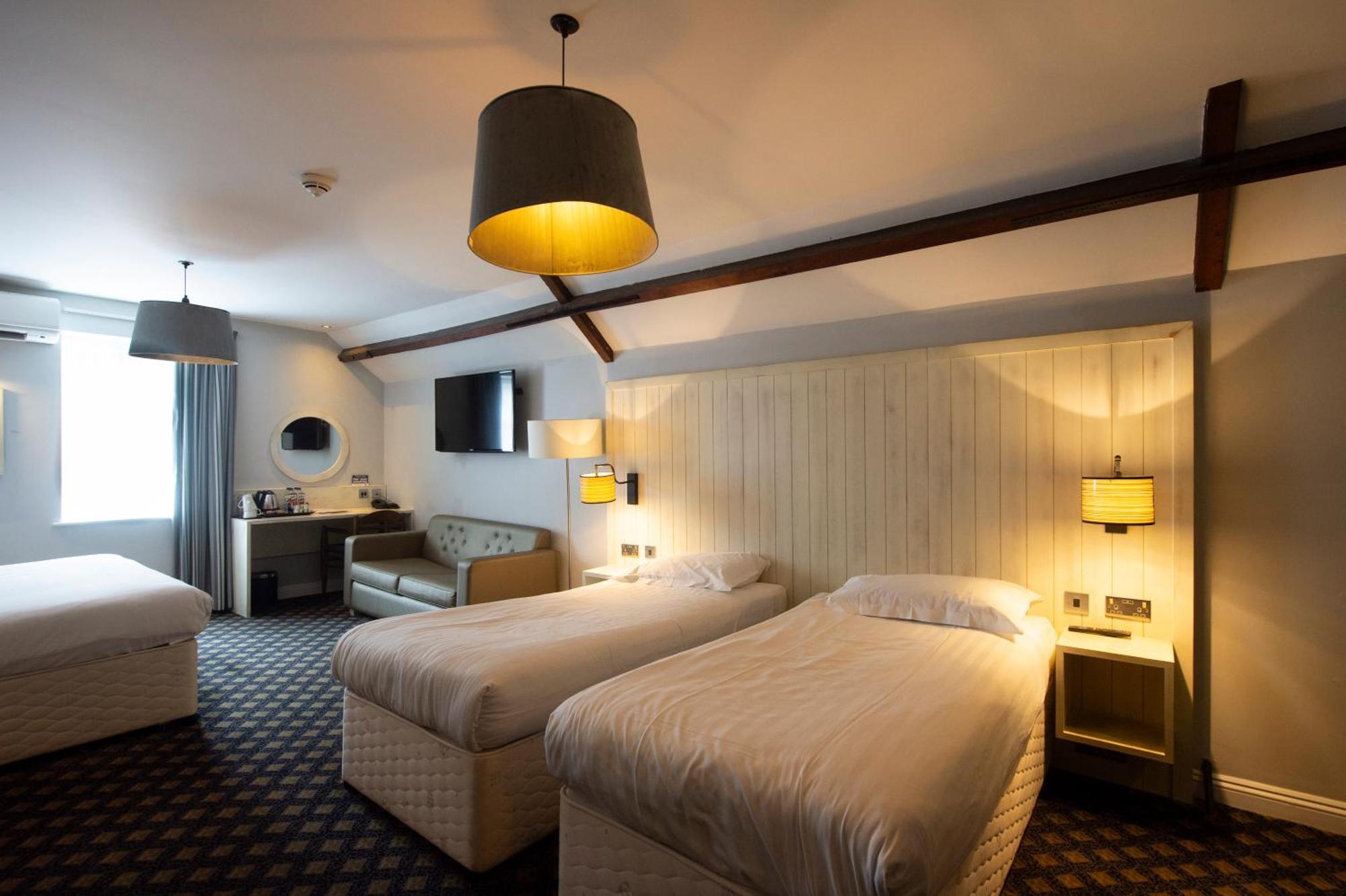 The King'S Head Hotel Wetherspoon بسلس المظهر الخارجي الصورة