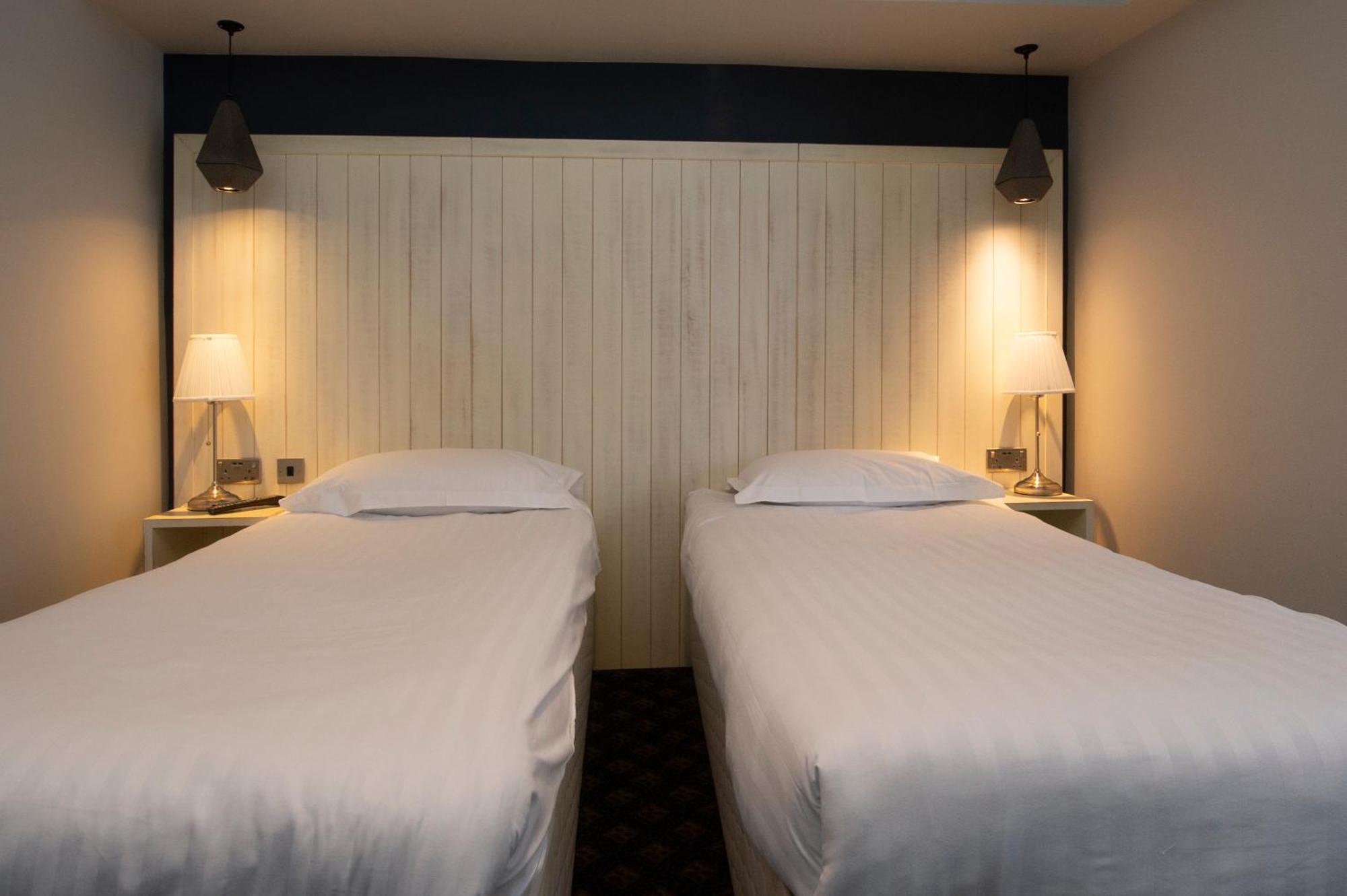The King'S Head Hotel Wetherspoon بسلس المظهر الخارجي الصورة