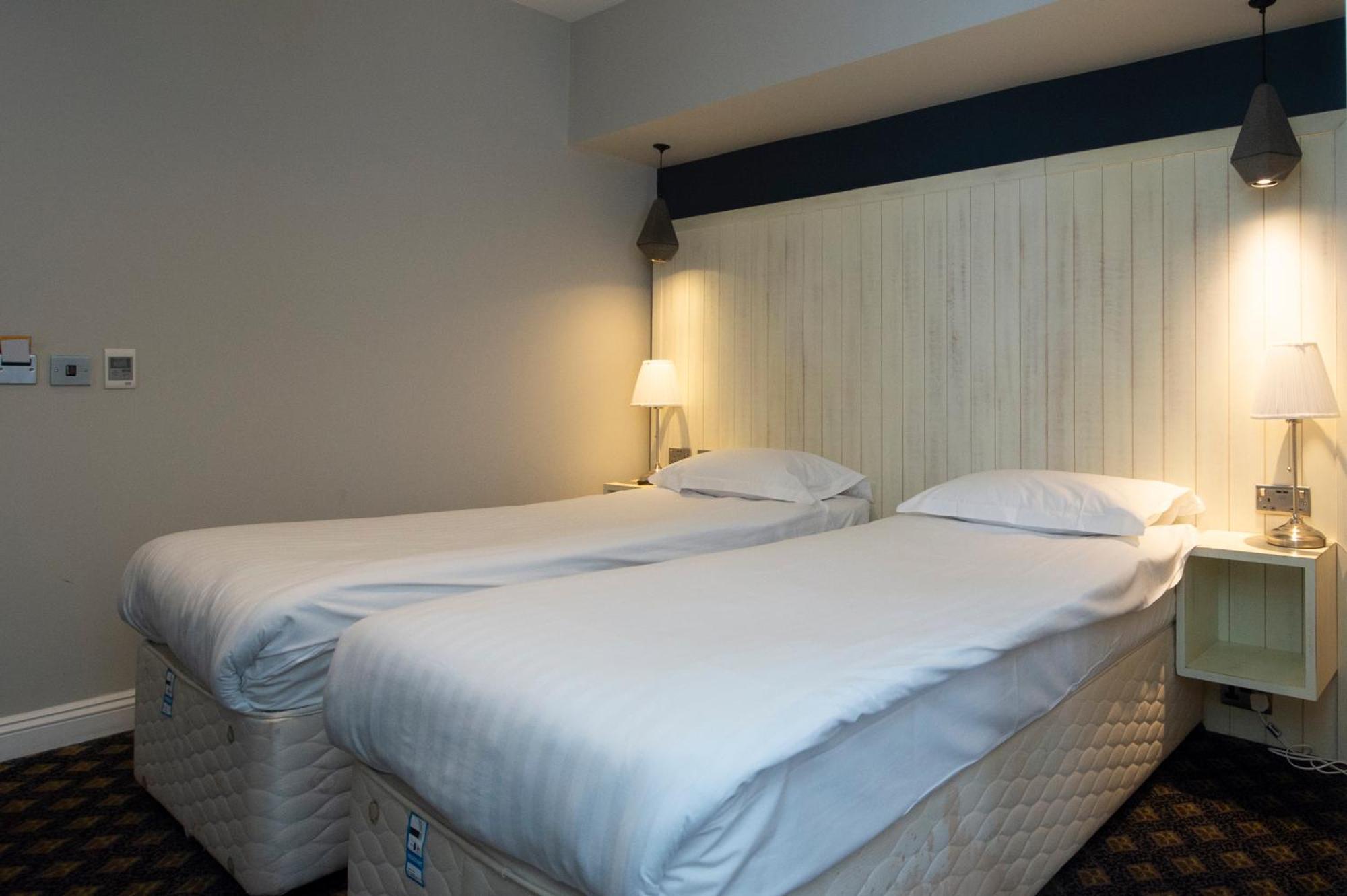 The King'S Head Hotel Wetherspoon بسلس المظهر الخارجي الصورة