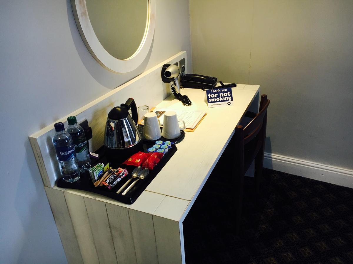 The King'S Head Hotel Wetherspoon بسلس المظهر الخارجي الصورة